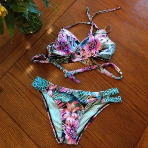 New price! Beautiful Two Piece Bikini